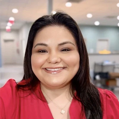 Chiropractor Corpus Christi TX Erica Tovar-Beavers Meet The Team
